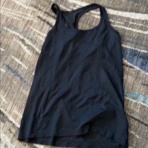 Black lululemon tank top
